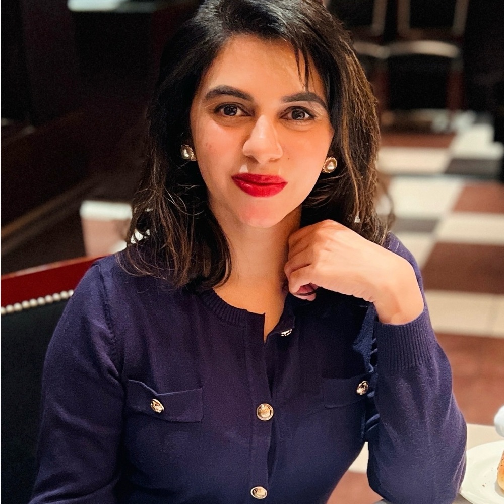 Meet your Posher, Lakshmi